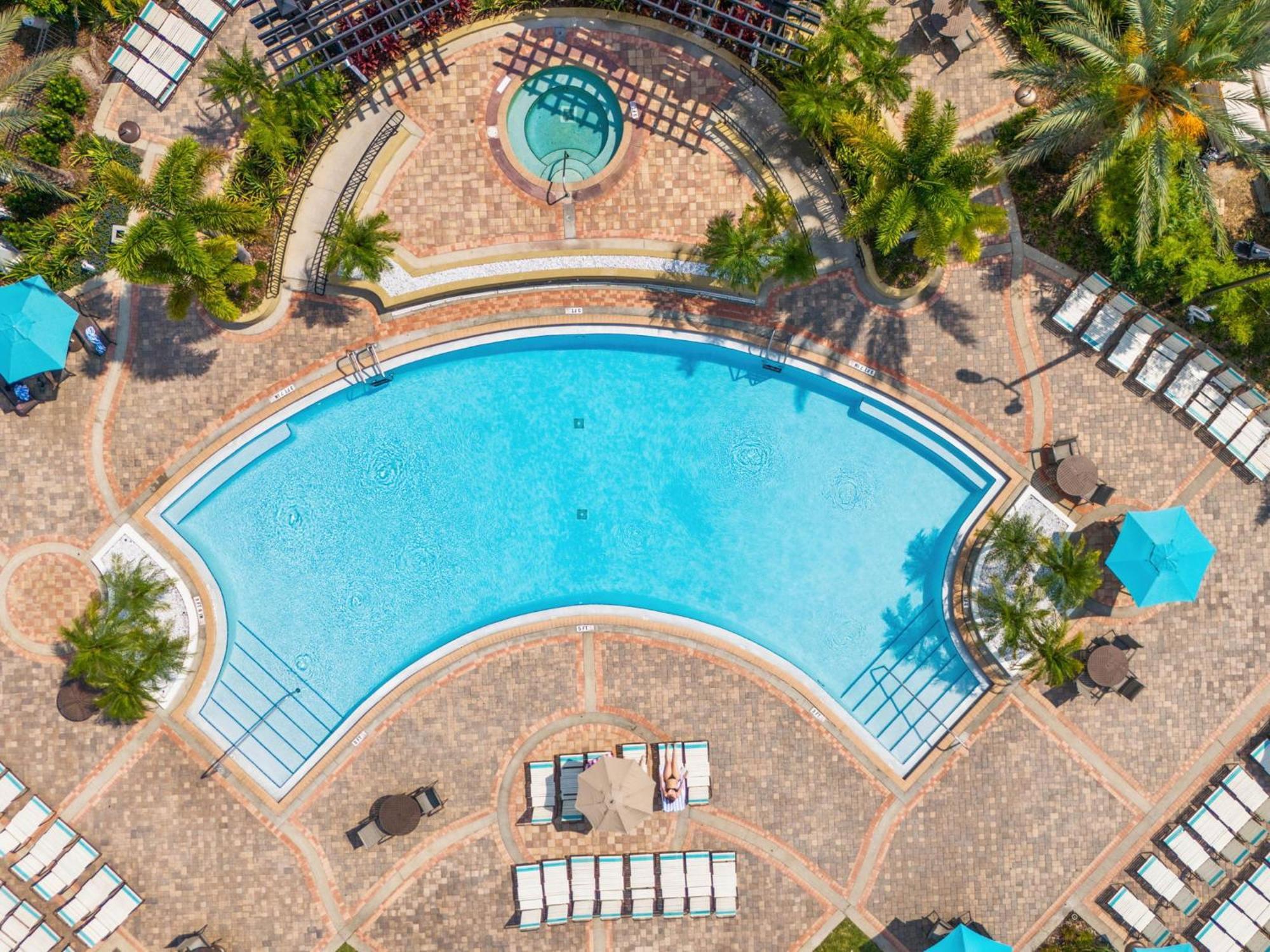 Vista Cay Resort By Millenium At Universal Blvd. Williamsburg Екстериор снимка